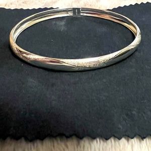 Silver bangle